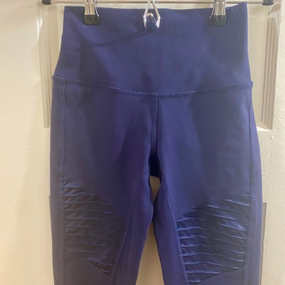 Alo Performance moto leggings (Blue) Size XS - Picture 5 of 5